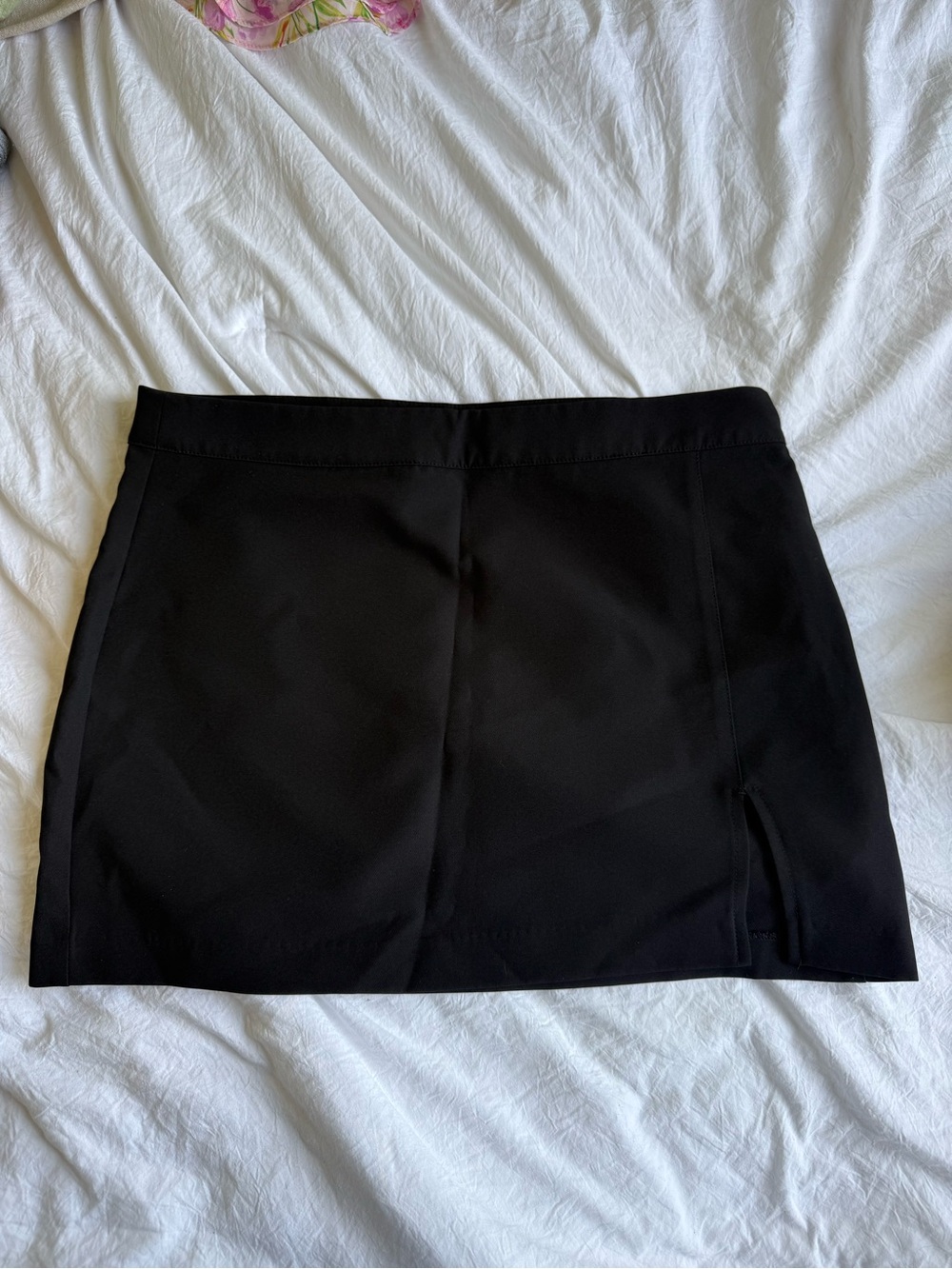 Steve Madden Black Mini Skirt with Side Slit Detail